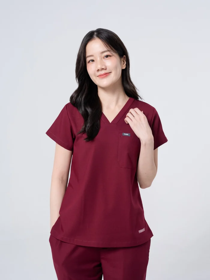 ชุดสครับ Cside Snoopy Classic สี Ruby Gem (ผู้หญิง)
